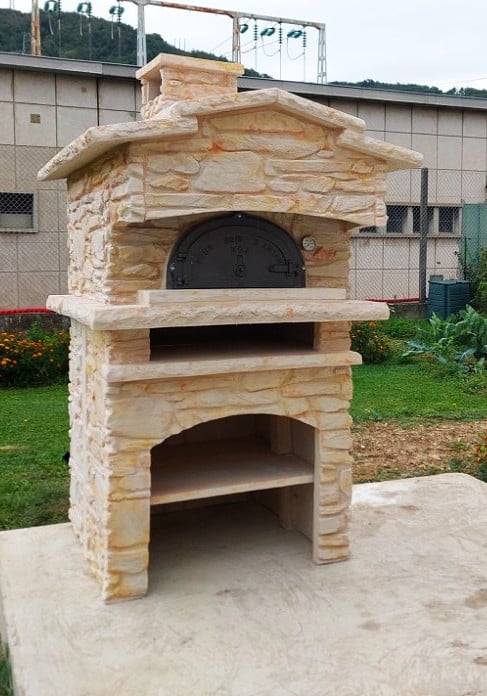 Four à bois traditionnel