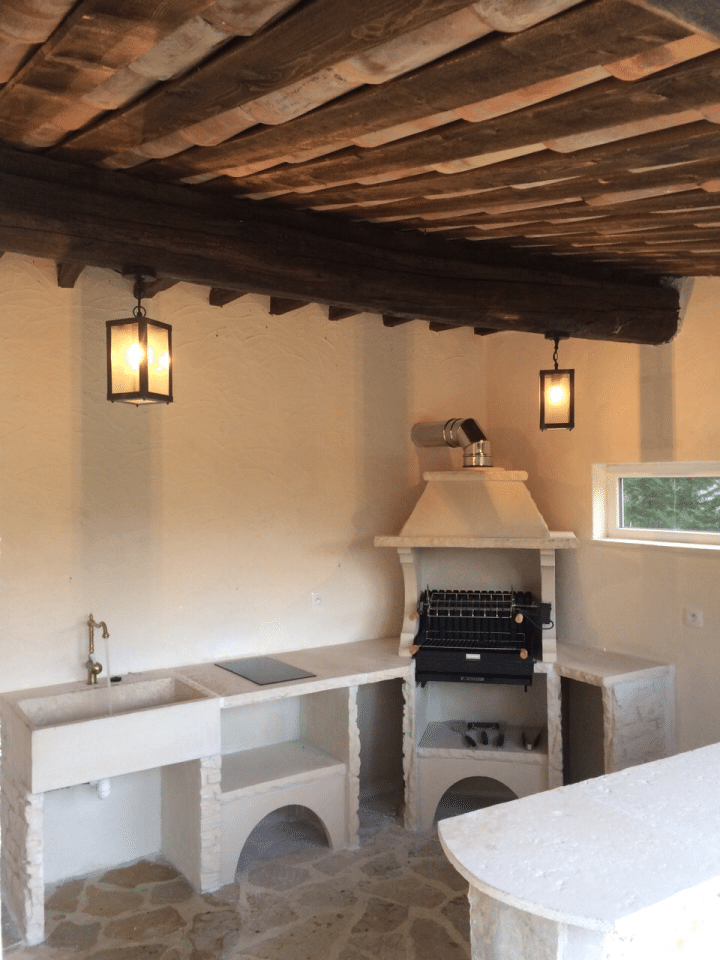 Cuisine d'été Traditionnelle sur mesure